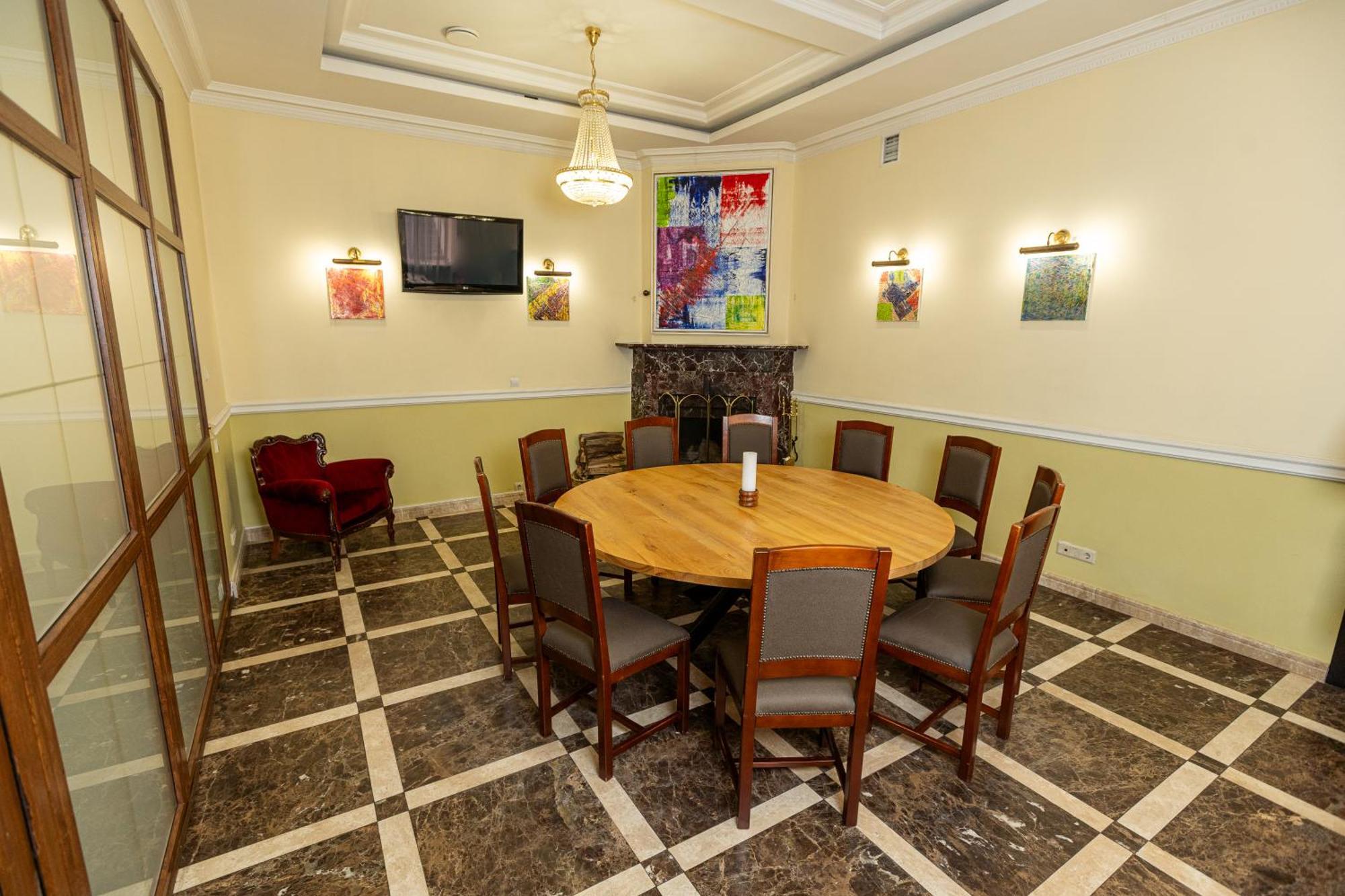 קוזין Koncha Zaspa Park מראה חיצוני תמונה